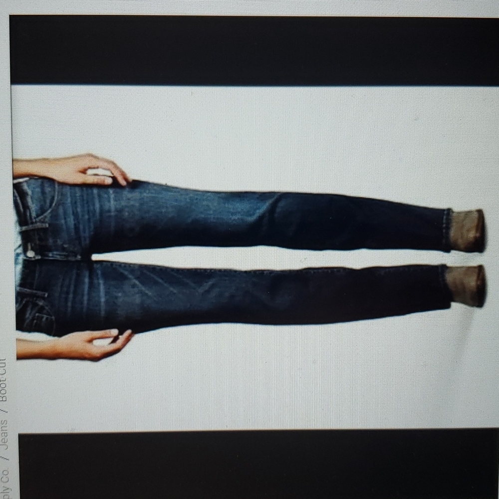 Mossimo Low Rise Bootcut Denim Jeans Sz 10